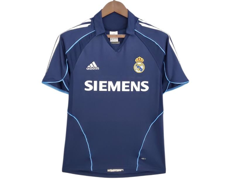 Real Madrid away vintage 2005/2006