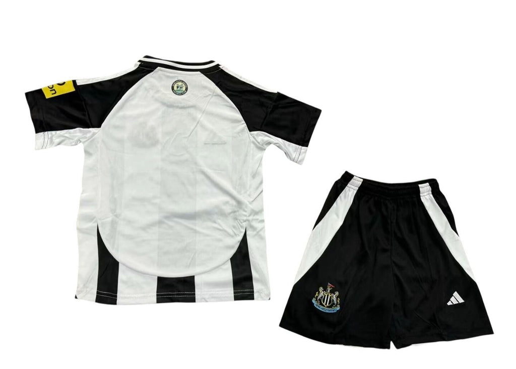 New Castle United FC Mini kit Home 2025/26