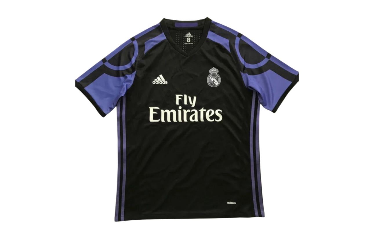 Real Madrid Third vintage 2016/2017
